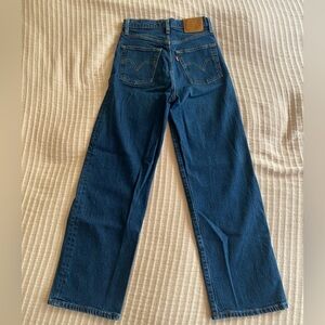 Levis Ribcage Jean size 26 in dark blue wash